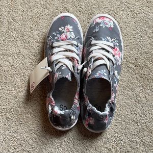 So memory foam slip on shoes. Only worn around the house to see how I like them.